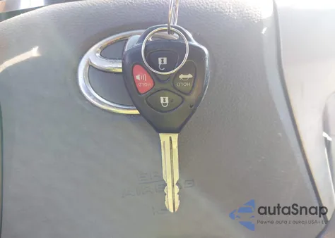 2009 Toyota Camry Le z USA, uszkodzony, nr VIN 4T1BE46K29U899522